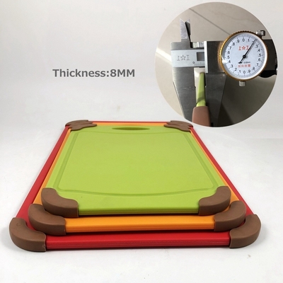 Piccole dimensioni 29x19.5cm Tavola da taglio per cucina sostenibile facile da pulire e di plastica