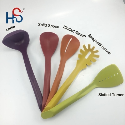 Disegni di utensili e accessori per cucina