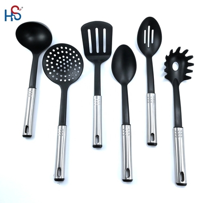 Moderno set di utensili da cucina in nylon per utensili da cucina nei prodotti per la casa