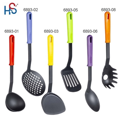 Apparecchi da cucina in nylon sostenibili per utensili da cucina domestici non appiccicosi in qualsiasi colore
