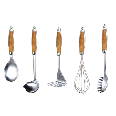 Strumenti da cucina in acciaio inossidabile a 7 pezzi sostenibili e personalizzabili per la cucina moderna