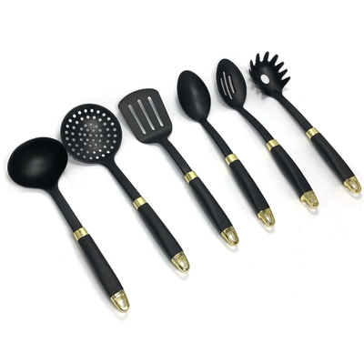 Apparecchi da cucina per la cucina domestica