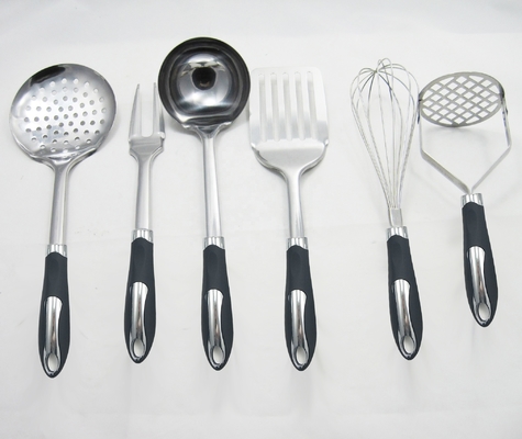 Gli utensili da cucina in acciaio inossidabile sono la combinazione perfetta di stile e funzione