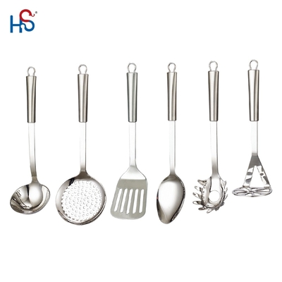 Set di utensili da cucina in acciaio inossidabile a 7 pezzi sostenibile per specifiche ODM o OEM