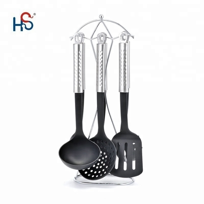 Apparecchi per la casa Set di supporto Selezione di spazi per la stanza con i migliori dieci prodotti da cucina