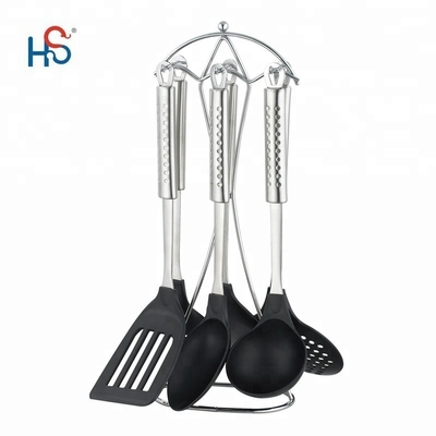 Apparecchi per la casa Set di supporto Selezione di spazi per la stanza con i migliori dieci prodotti da cucina