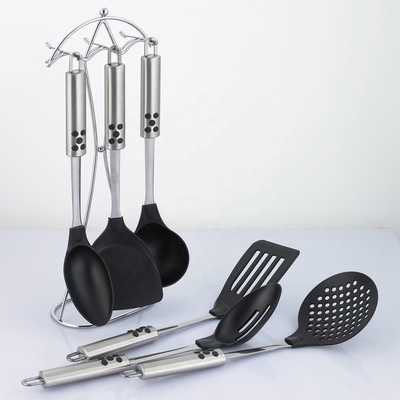 Set utensili Prodotti cinesi Accesori da cucina in acciaio inossidabile ODM o OEM accettato