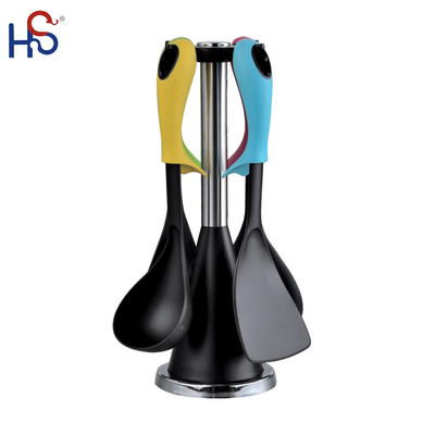 Set di utensili da cucina antiaderenti e accessori da cucina Una combinazione vincente