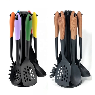 Set di utensili da forno in nylon colorati da 6 pezzi con maniglie di legno e antiaderenti per cucinare