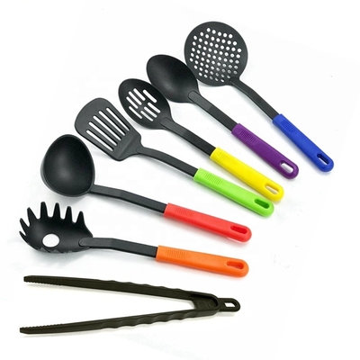 Gli utensili da cucina più venduti per cucinare a casa