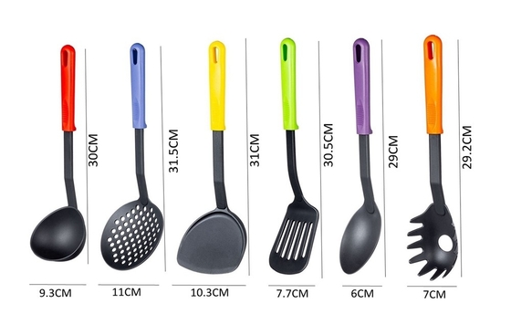 Gli utensili da cucina più venduti per cucinare a casa