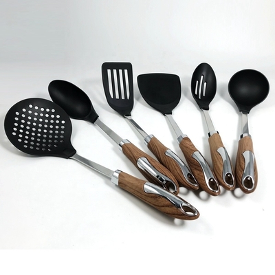 Sostenere gli utensili da cucina sostenibili Set maniglia di legno Strumenti e gadget da cucina 2022
