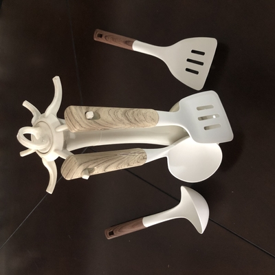 2pcs Set Turner/Soup Ladle utensili da cucina Strumenti in nylon resistenti al calore per cucinare