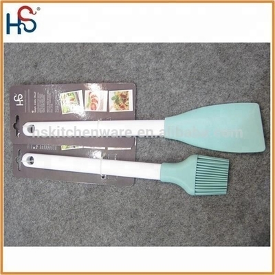 Apparecchi e accessori di cucina in silicone