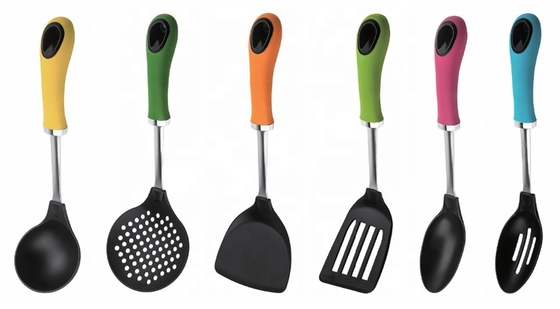 Set di utensili da cucina sostenibili per la cucina domestica Strumenti e accessori di plastica per la cucina