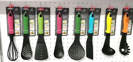Cucchiaio antiaderente per utensili da cucina e utensili da cucina multifunzione
