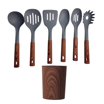 Set di utensili a 7 pezzi con maniglia di legno e foro pendente resistenti al calore fino a 240 °C