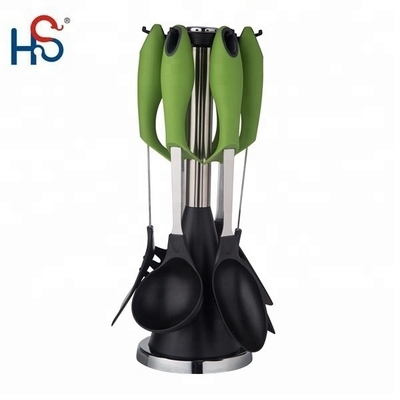 Crea la cucina dei tuoi sogni con il set di utensili in nylon a 7 pezzi resistente al calore e versatile