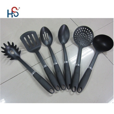 7 pezzi di utensili da cucina in nylon Set utensili da cucina in plastica sostenibile per gli abitanti di casa