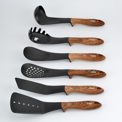 Set di utensili per utensili da cucina sostenibili non appiccicosi Accessori per gadget da cucina resistenti al calore
