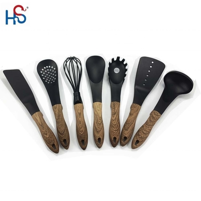 Set di utensili per utensili da cucina sostenibili non appiccicosi Accessori per gadget da cucina resistenti al calore