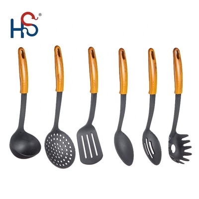 Trasforma la tua cucina in un paradiso culinario con questi set di attrezzi da cucina