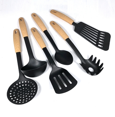 Trasforma la tua cucina in un paradiso culinario con questi set di attrezzi da cucina