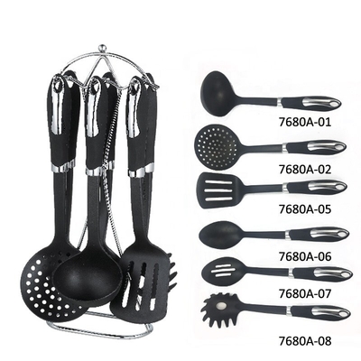 Strumenti da cucina e gadget non appiccicosi a 7 pezzi per qualsiasi colore